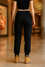[PAGUE 2 LEVE 3] Calça Feminina Venusta Casual em Malha de Liocell e Seda Gelo (A Calça Tendência Outono 2025!)